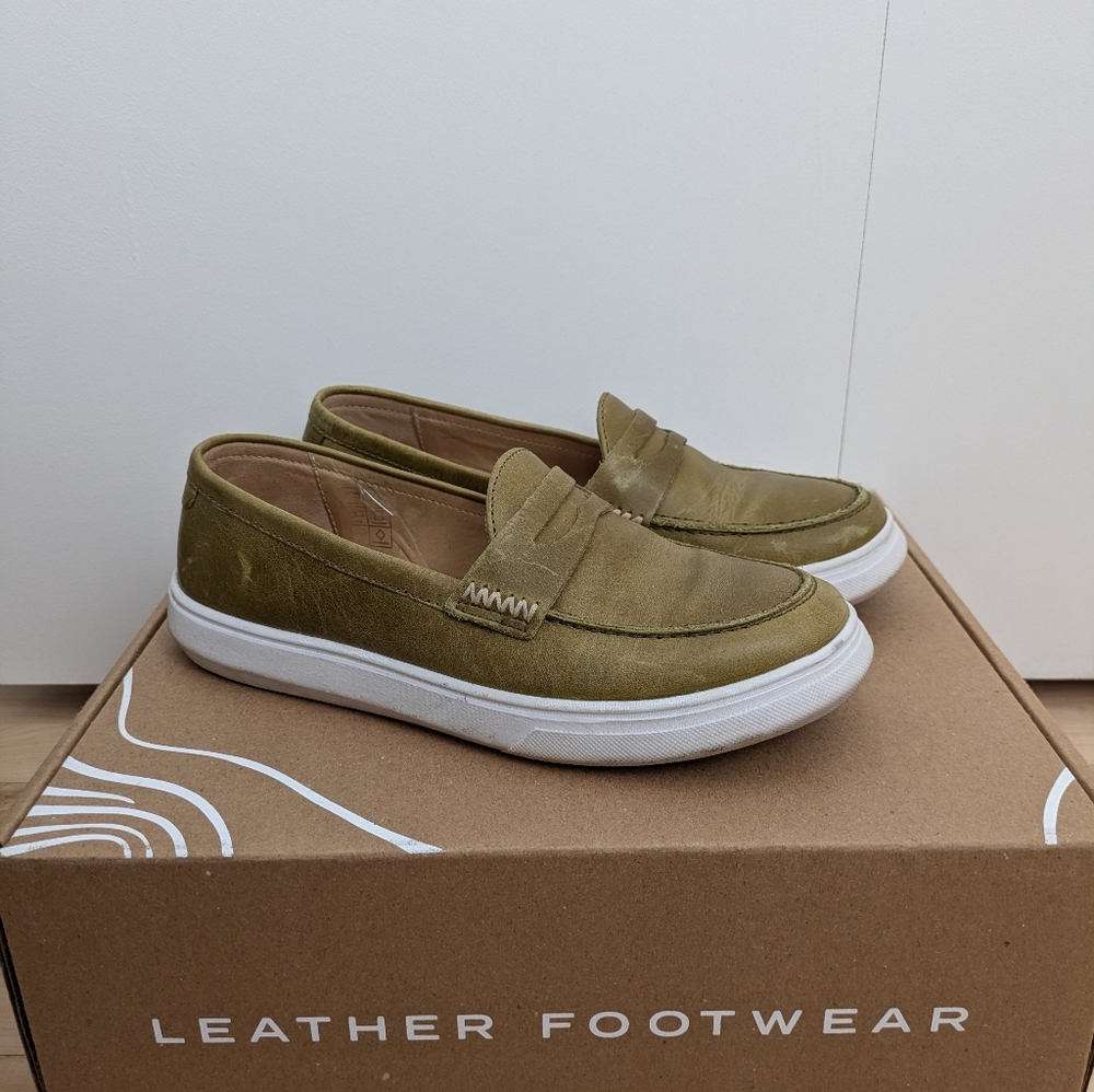 Portland Leather Boardwalk Penny Loafers sz 7